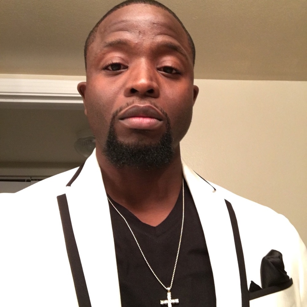 Meet your Posher, Tolani