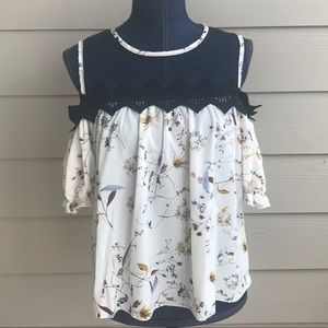 Off The Shoulder Top-Romwe. M/L Juniors.