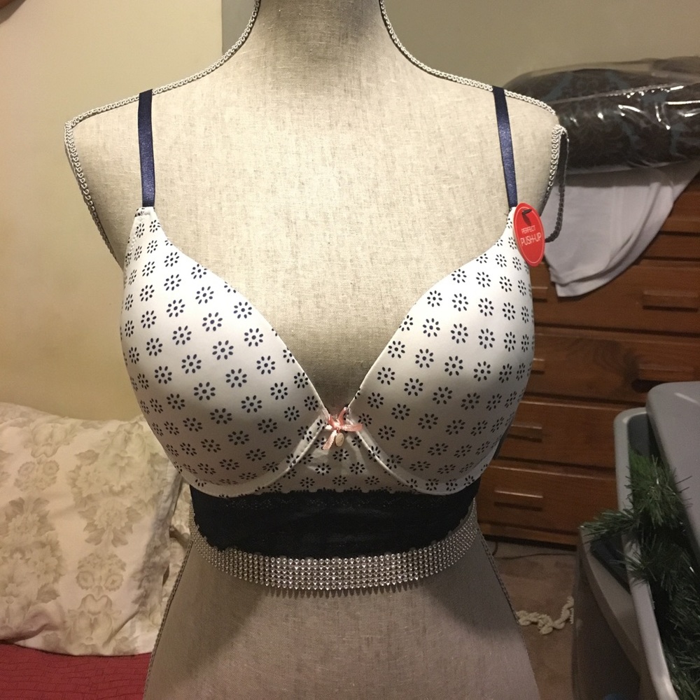 38C White & Navy Patterned Push-Up Bra with Lace