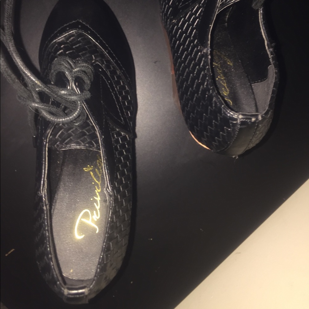 Privileged Cut-Out Platforms - Picture 4 of 6