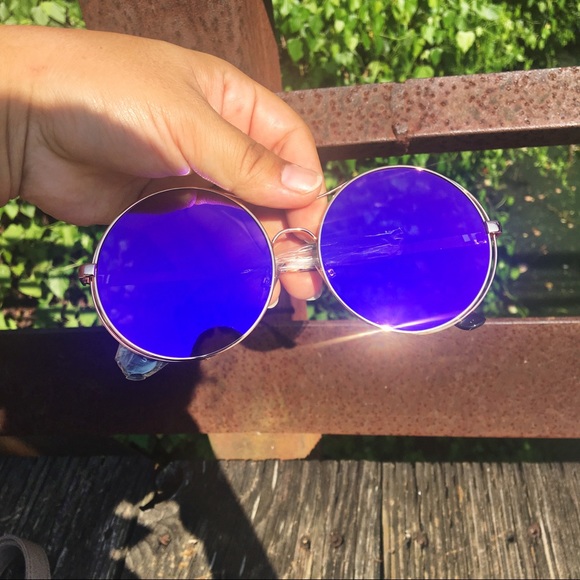 "Lotus" Oversized Round Aviators - Picture 2 of 4