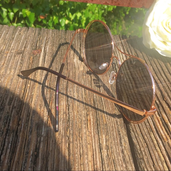 "Lotus" Oversized Round Aviators - Picture 4 of 4