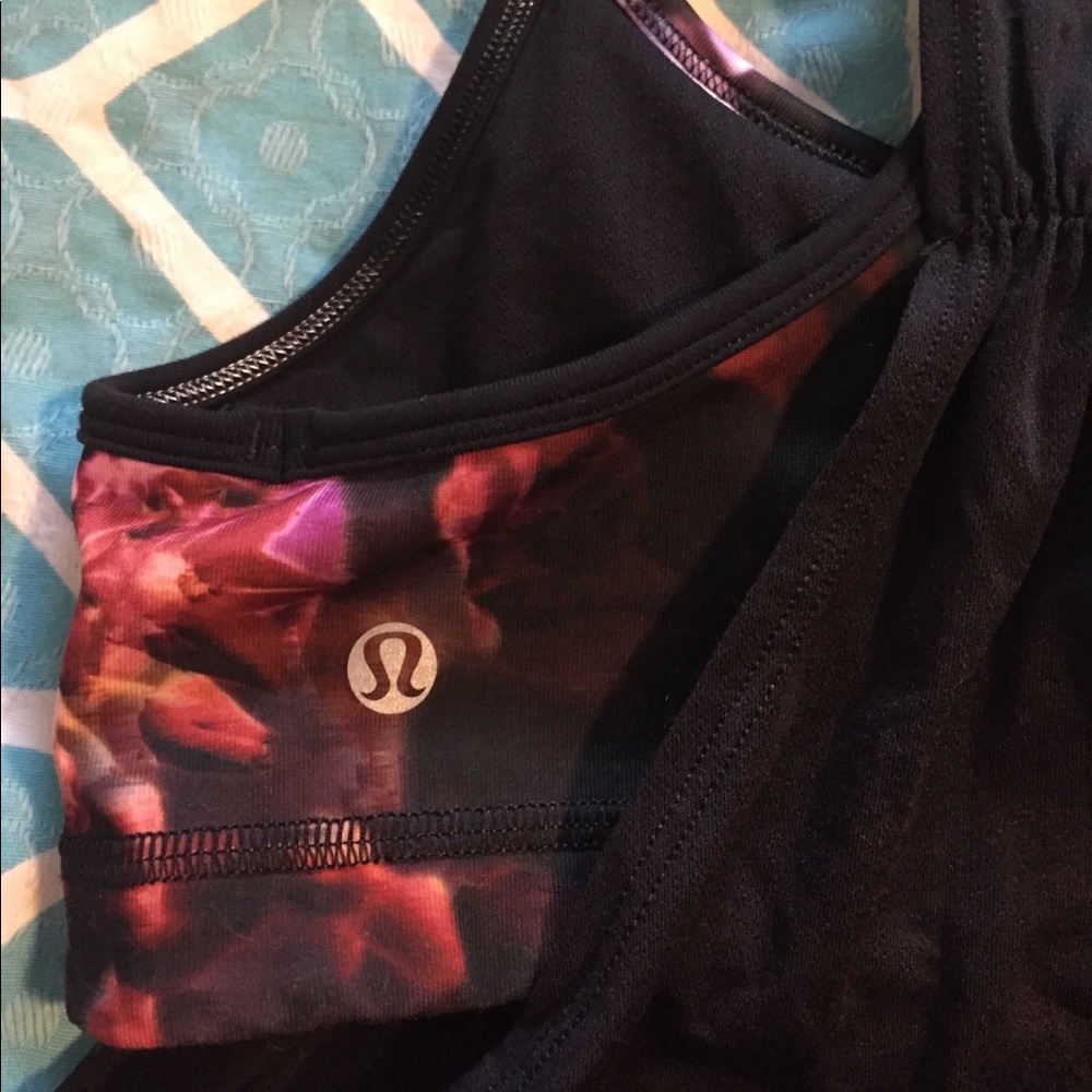 Lululemon workout tank