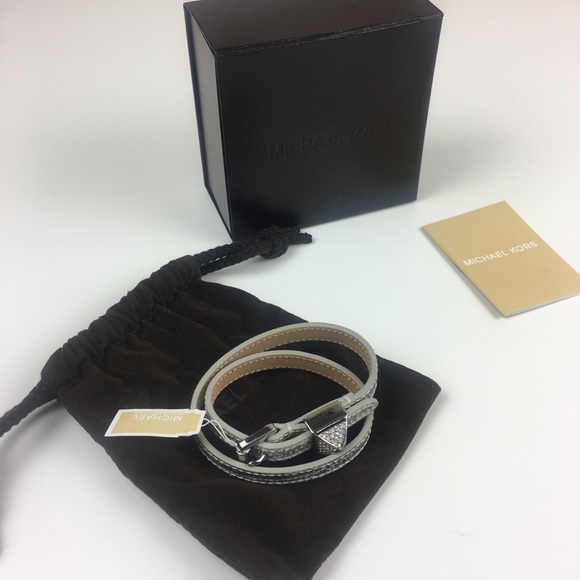 MICHAEL KORS SILVER LEATHER Wrap BRACELET NEW BOX - Picture 2 of 8