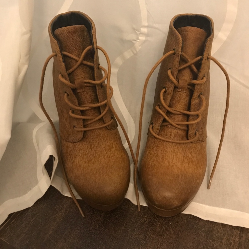 Brand new! Steven madden booties!