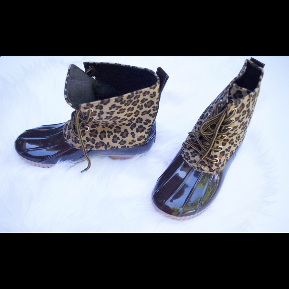 Leopard Print Duck Boots - Picture 3 of 3