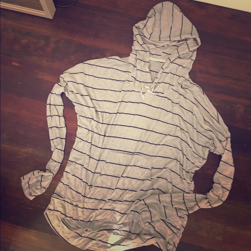 Brandy Melville hooded sweatshirt