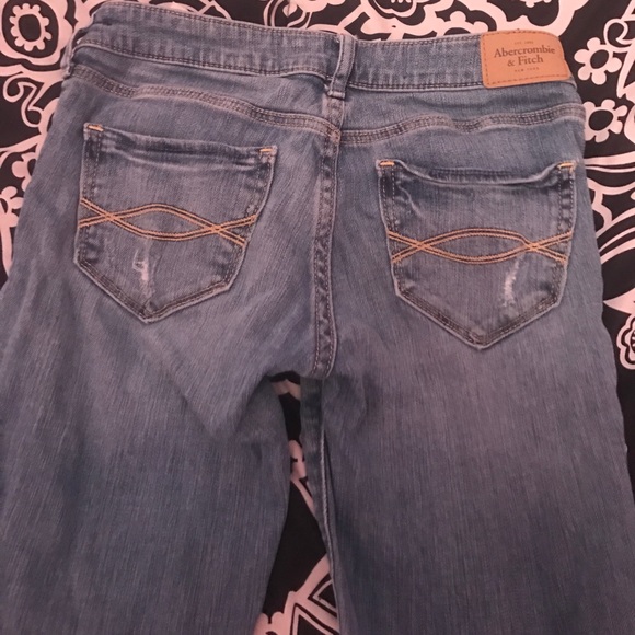 ABERCROMBIE AND FITCH JEANS - Picture 4 of 4