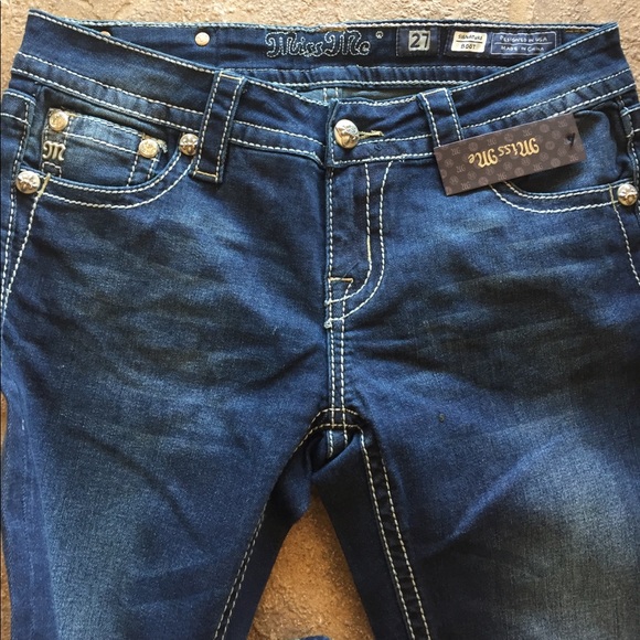 Miss Me Cross Sequin Flap Pocket Bootcut Jeans NWT - Picture 3 of 3