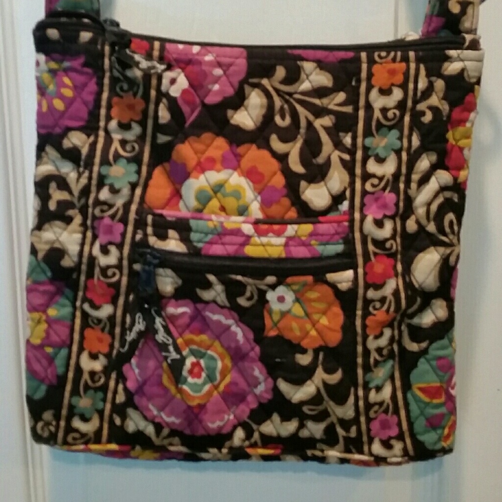 VERA BRADLEY CROSSBODY FLORAL PURSE