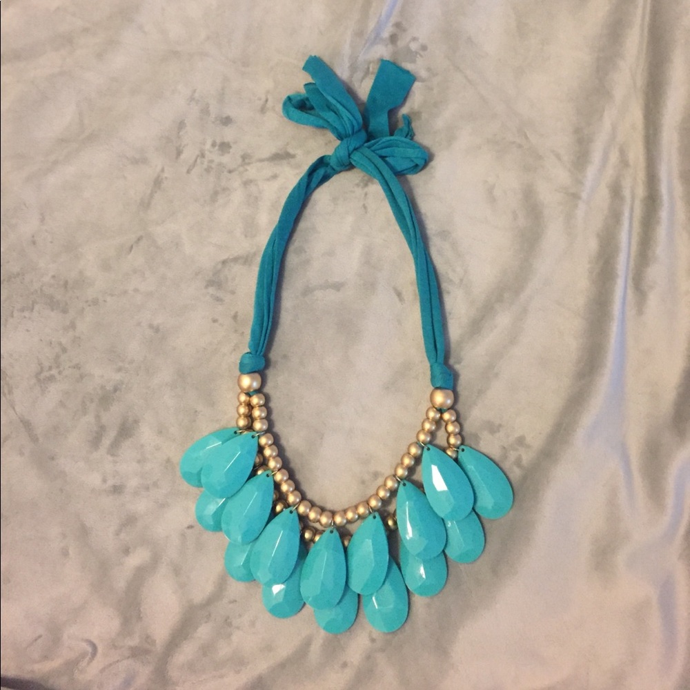 Turquoise and gold bead necklace