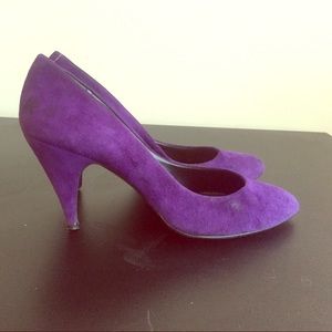 Purple Vintage Pumps