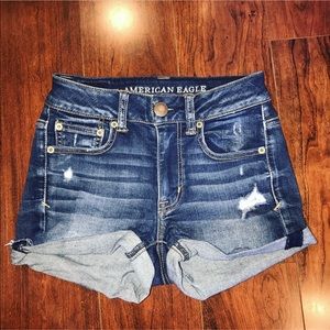 American eagle jean shorts !!