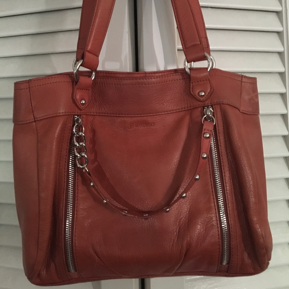 B. Makowsky leather tote