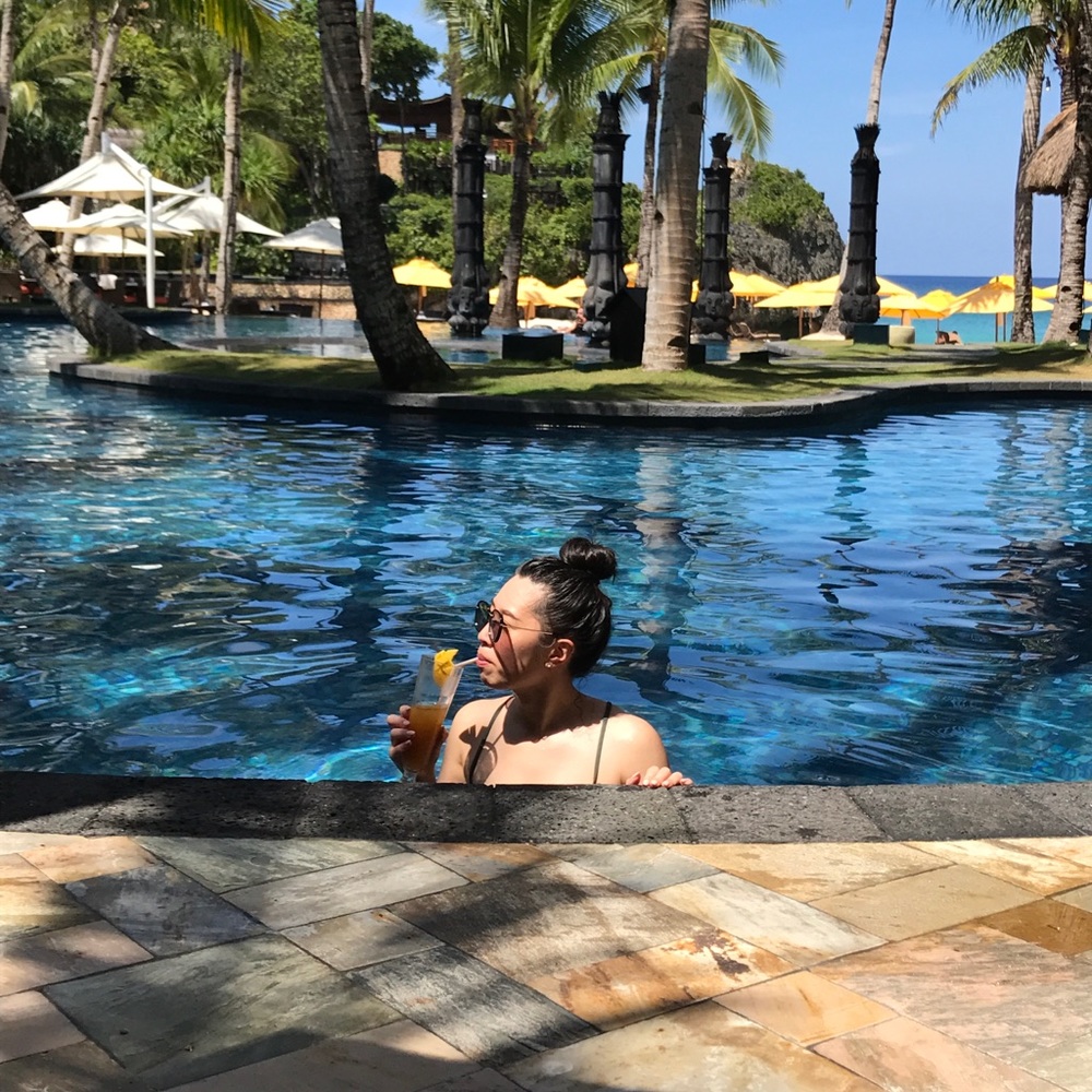 Meet your Posher, Amy