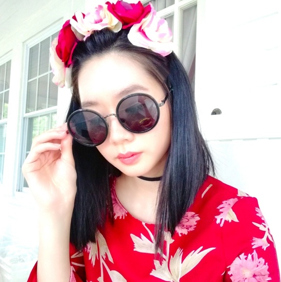 OLD SCHOOL ROUND SUNNIES - Picture 2 of 2