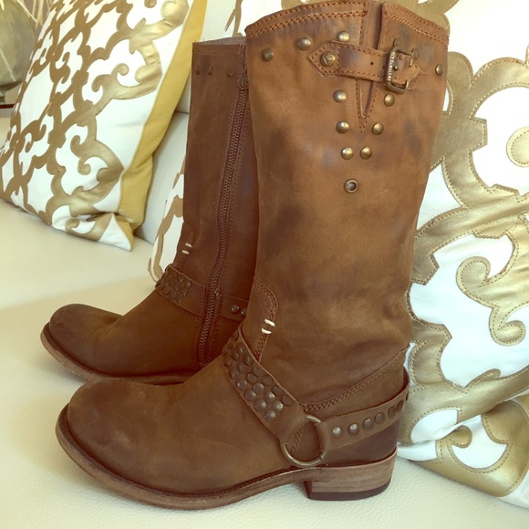 Stunning almost new liberty boots - Picture 1 of 6