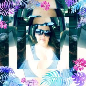 Meet your Posher, Mireya