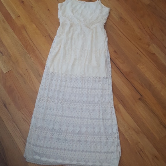 Long white dress - Picture 1 of 3