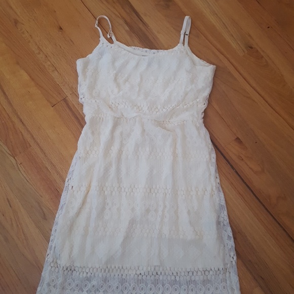 Long white dress - Picture 2 of 3