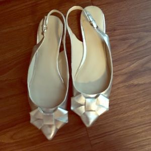 Gently worn Nine West flats
