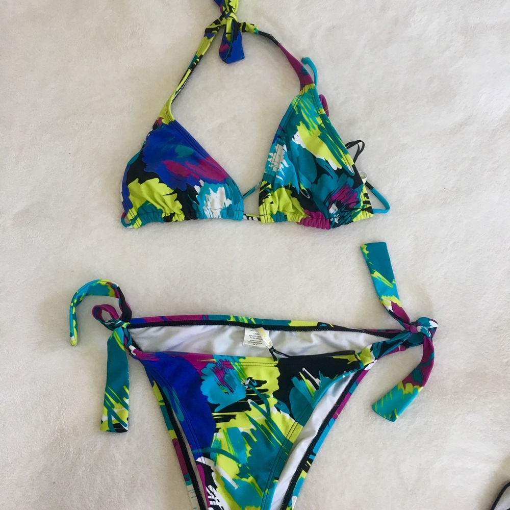 O'Neil bikini