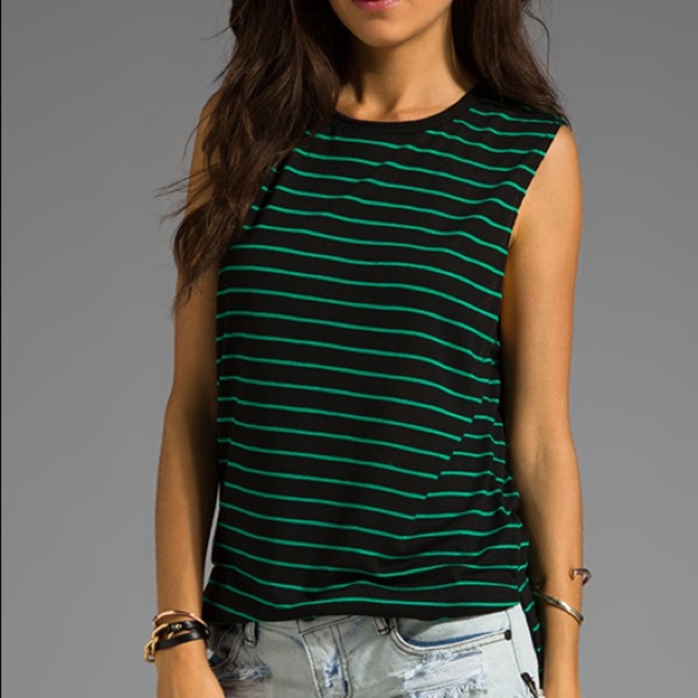 LNA Stripe Tank