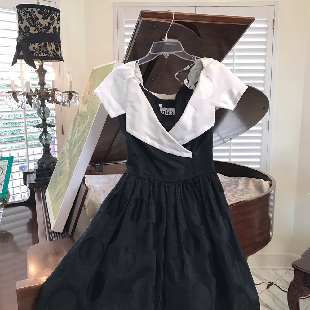 🆕Wrap shoulder blk Sz 6. Elegant