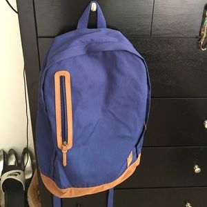 navy blue backpack (used only a few times) 🎒