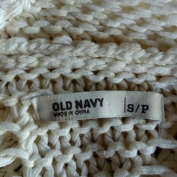 Old Navy Crocheted SP V Neck Cream SS Top - Picture 6 of 6