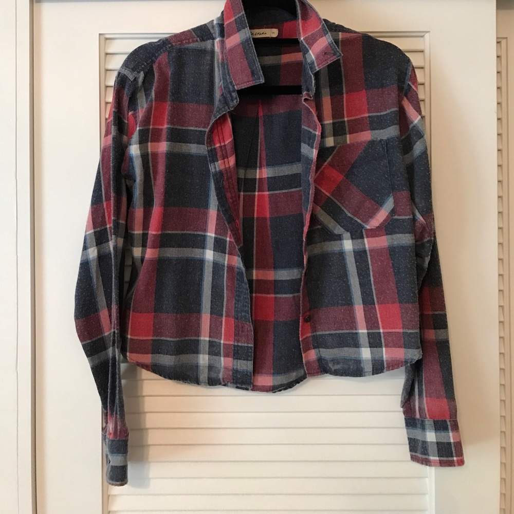 Slightly cropped flannel