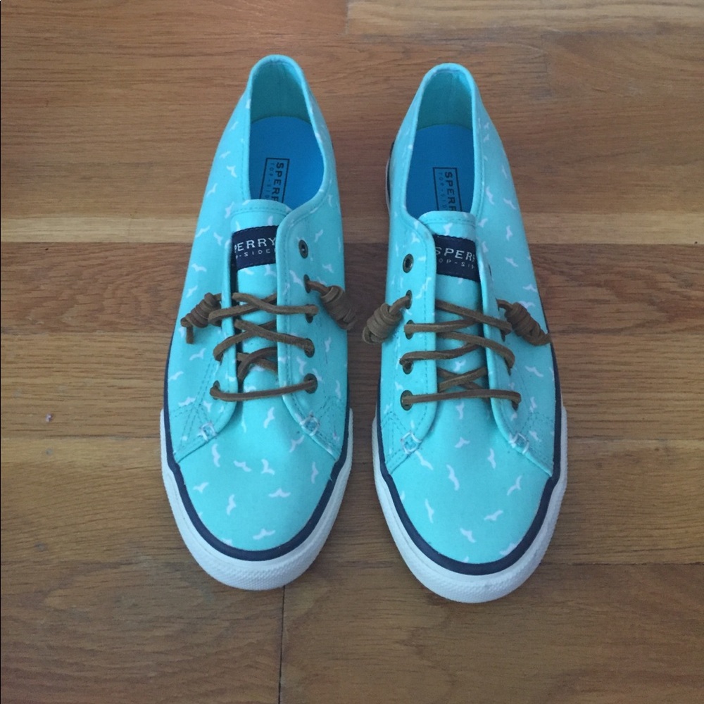 Sperry slip-on boat shoe. Women's 8.