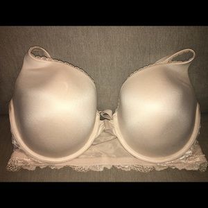 Victoria's Secret body by Victoria racerback bra