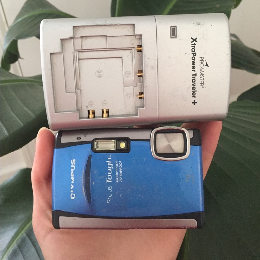 Olympus Stylus Tough 6000. WATERPROOF &SHOCKPROOF!