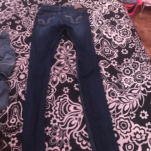 Hollister Co. JEANS!! - Picture 3 of 3