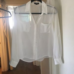 SALE 🎉 USED ONCE SHEER WHITE BUTTON UP