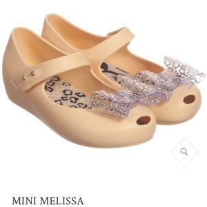 ✨ON HOLD✨Mini Melissa