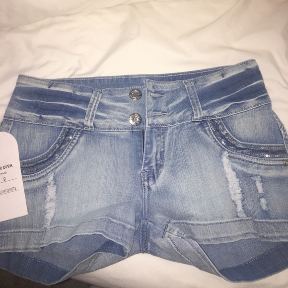Silver Jeans Pants - Push up jean shorts