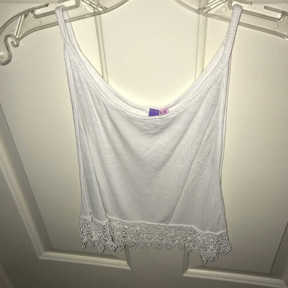 LF white tank