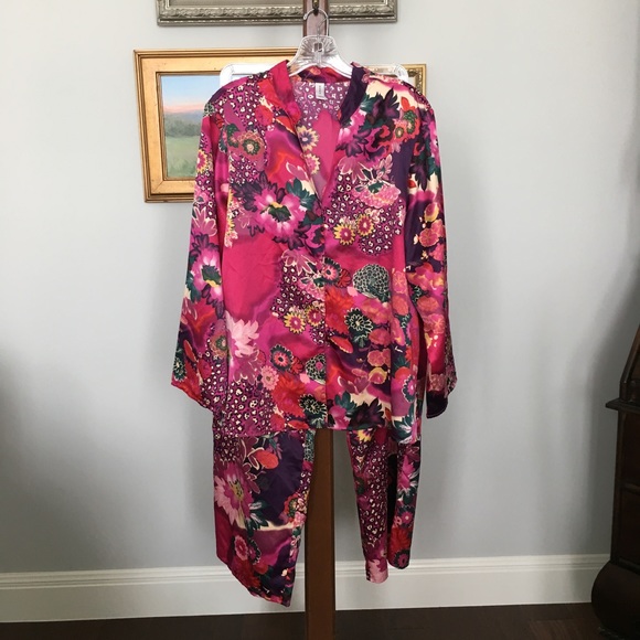 Cruz natori sleepwear Clearance