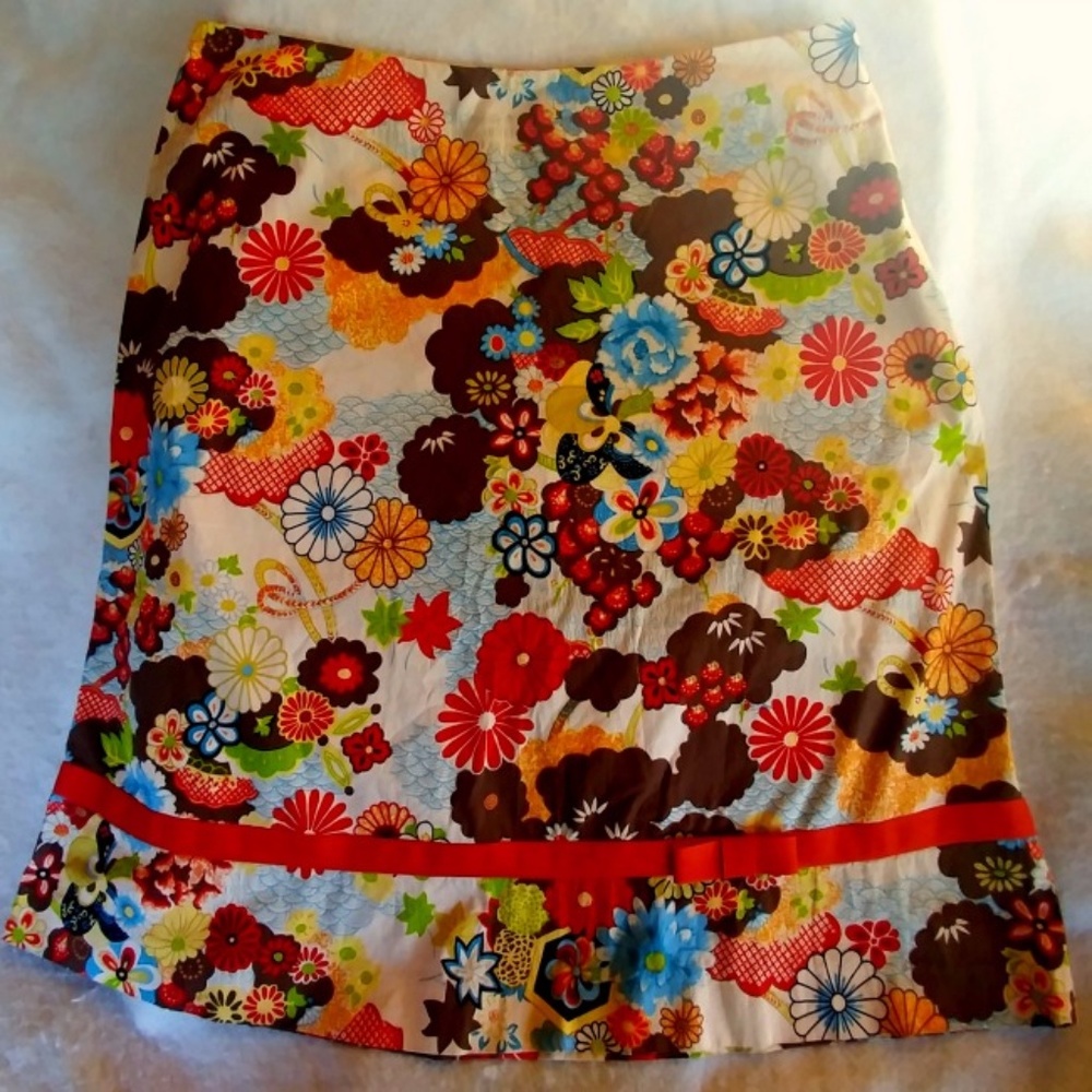 *SALE* A Line Flowered Skirt Sz 18