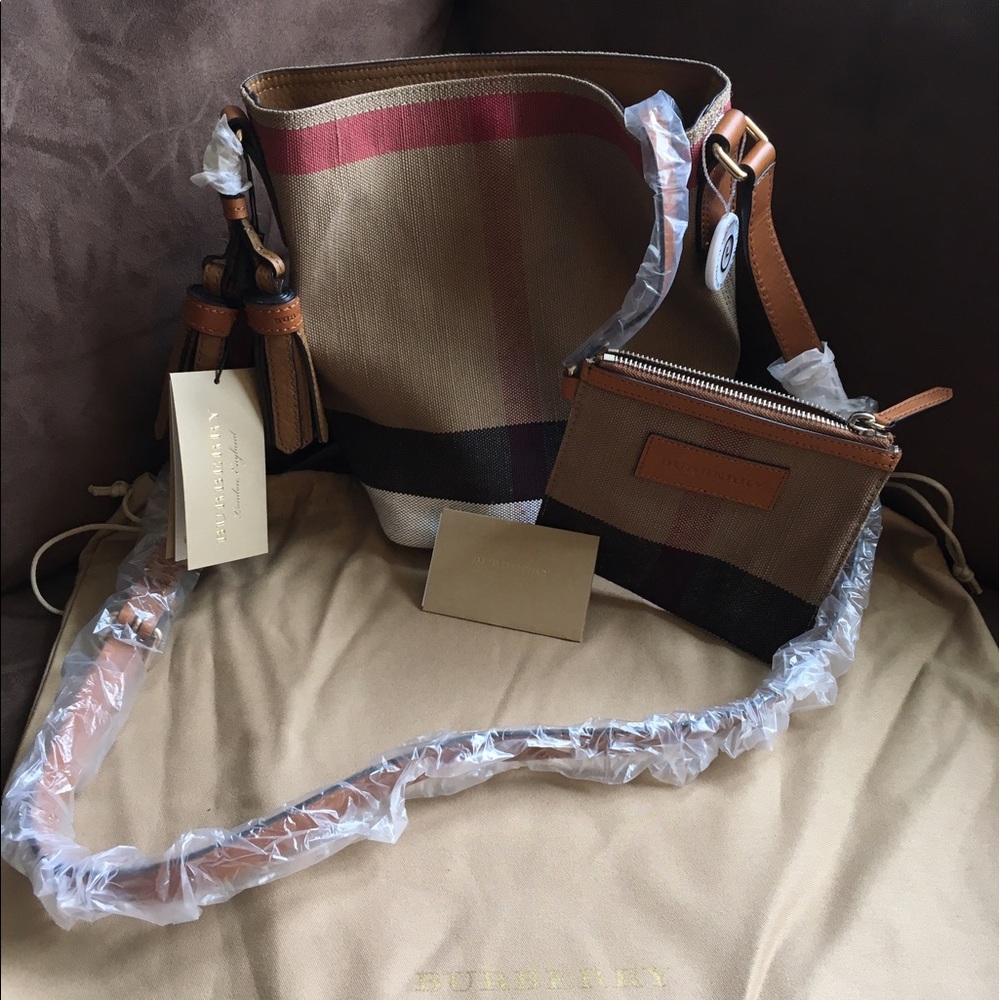 SOLD! Brand new Burberry small Ashby crossbody bag