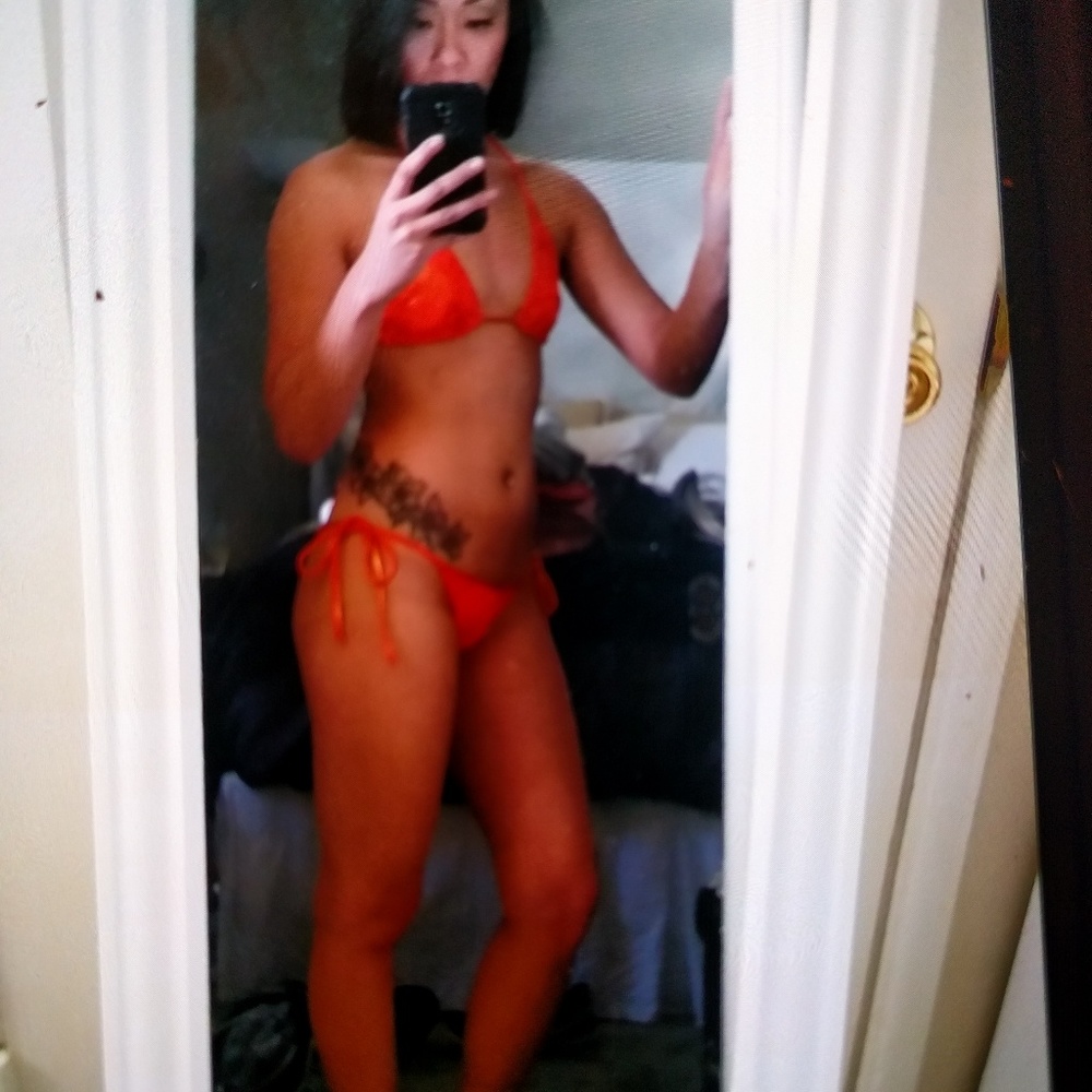 2 piece Lace bikini with crunch bottoms