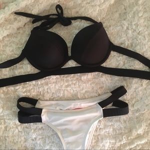 VS bikini