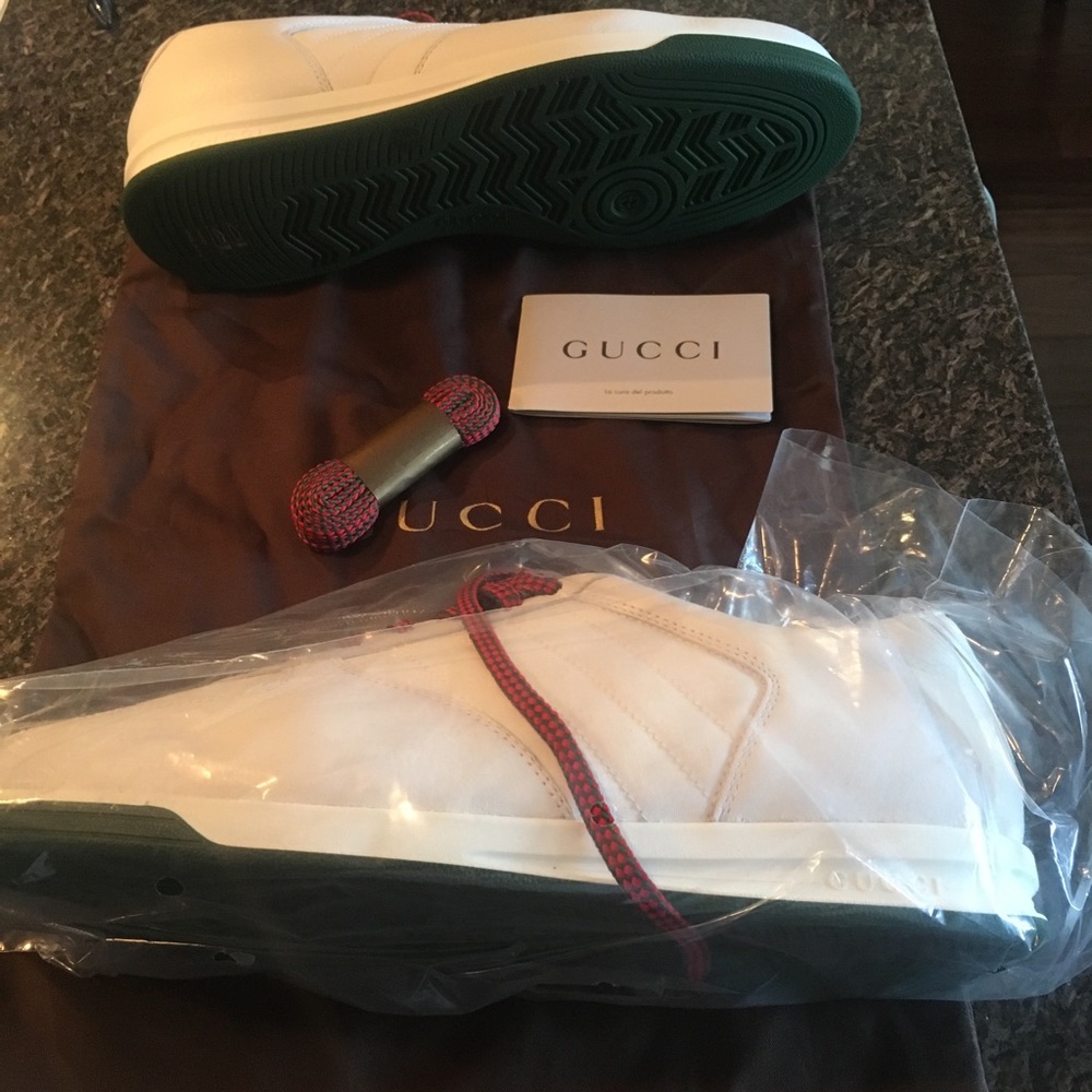 Gucci men sneakers