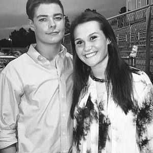 Meet your Posher, Britni