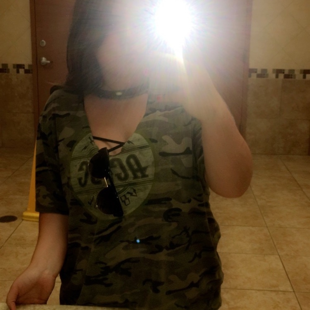 Distressed v. Neck choker ac/dc shirt