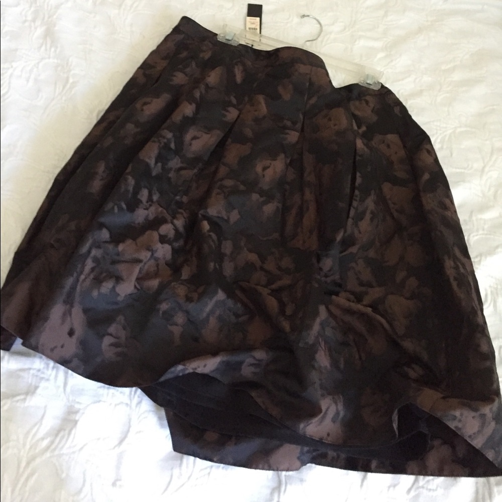 New talbots brown and black skirt