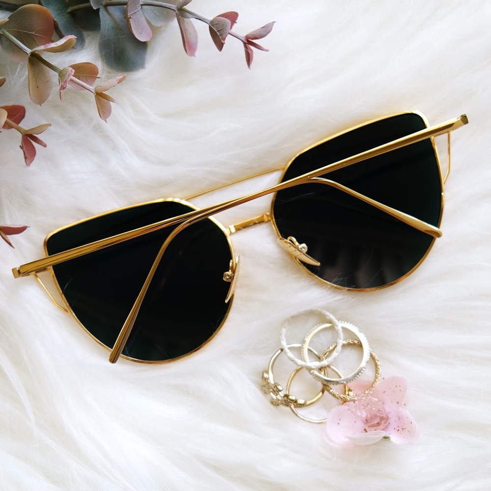 *SALE 2/$15* Gold Mirrored Cat Eye Sunglasses - Picture 4 of 5