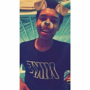 Meet your Posher, Gloman